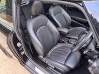 USED 2021 21 MINI Electric Hatch Cooper SE 32.6kWh Level 3 Hatchback 3dr Electric Auto (184 ps) 