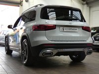 USED 2022 22 MERCEDES-BENZ GLB 1.3 GLB200 AMG Line SUV 5dr Petrol 7G-DCT Euro 6 (s/s) (163 ps) 7 SEATS SAT NAV HEATED SEATS PART LEATHER CRUISE CONTROL PARKING CAMERA 1 OWNER EXCELLENT SERVICE HISTORY WARRANTY