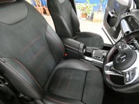 USED 2022 22 MERCEDES-BENZ GLB 1.3 GLB200 AMG Line SUV 5dr Petrol 7G-DCT Euro 6 (s/s) (163 ps) 7 SEATS SAT NAV HEATED SEATS PART LEATHER CRUISE CONTROL PARKING CAMERA 1 OWNER EXCELLENT SERVICE HISTORY WARRANTY