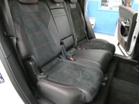 USED 2022 22 MERCEDES-BENZ GLB 1.3 GLB200 AMG Line SUV 5dr Petrol 7G-DCT Euro 6 (s/s) (163 ps) 7 SEATS SAT NAV HEATED SEATS PART LEATHER CRUISE CONTROL PARKING CAMERA 1 OWNER EXCELLENT SERVICE HISTORY WARRANTY