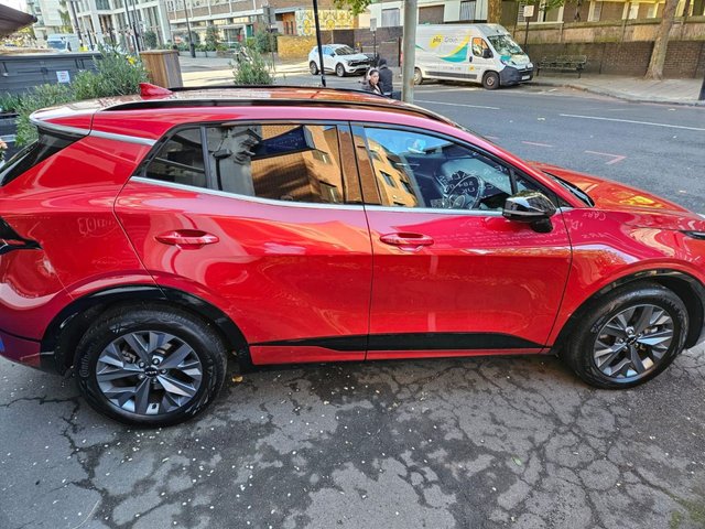 2024 KIA SPORTAGE 1.6 h T-GDi GT-Line SUV 5dr Petrol Hybrid Auto Euro 6 (s/s) (207 bhp) - Photo 5
