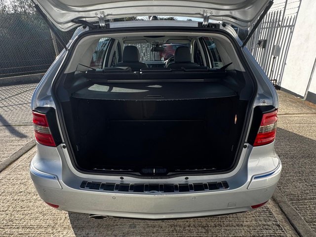 2011 Mercedes-Benz B-Class 2L Sport 5dr - Photo 6