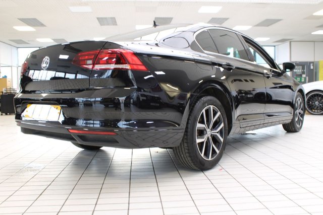 2020 VOLKSWAGEN PASSAT 2.0 TDI EVO SEL Saloon 4dr Diesel DSG Euro 6 (s/s) (150 ps) - Photo 10