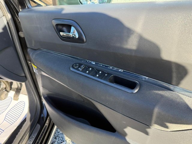 2015 PEUGEOT 3008 - Photo 9