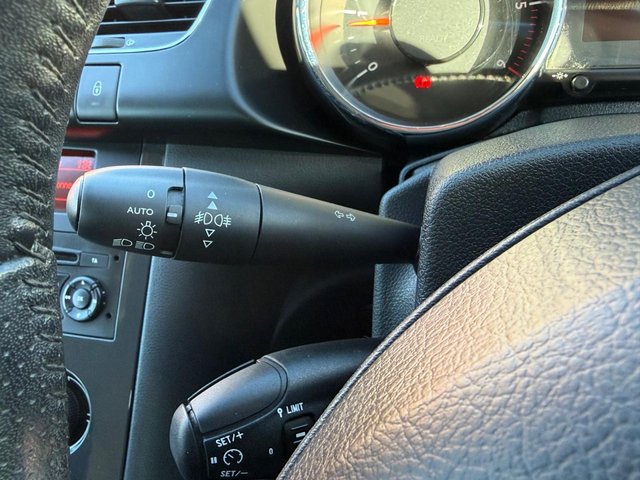 2015 PEUGEOT 3008 - Photo 11