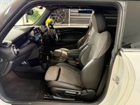 USED 2022 22 MINI Electric Hatch Cooper SE 32.6kWh Level 2 Auto 3dr reserved for john