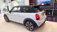 USED 2022 22 MINI Electric Hatch Cooper SE 32.6kWh Level 2 Auto 3dr reserved for john
