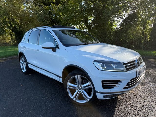 2016 66 Volkswagen Touareg 3.0 TDI V6 BlueMotion Tech R-Line SUV 5dr Diesel Tiptronic 4WD Euro 6 (s/s) (262 ps)