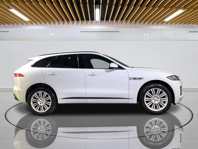 2019 Jaguar F-Pace 2L R-Sport 5dr - Photo 9