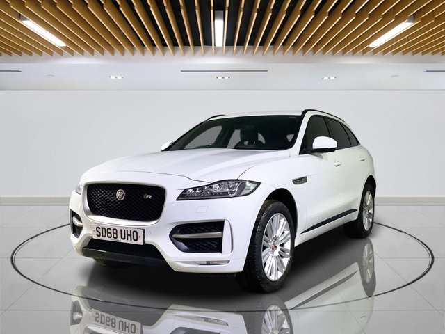 2019 Jaguar F-Pace 2L R-Sport 5dr - Photo 4