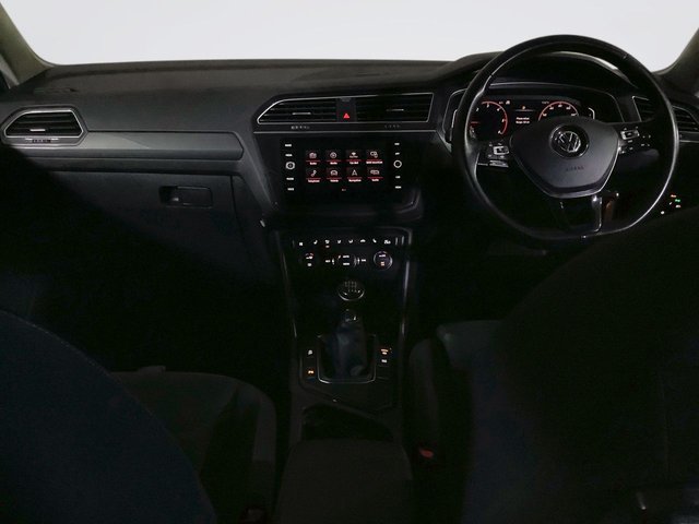 2019 Volkswagen Tiguan 2L Sel 5dr - Photo 3