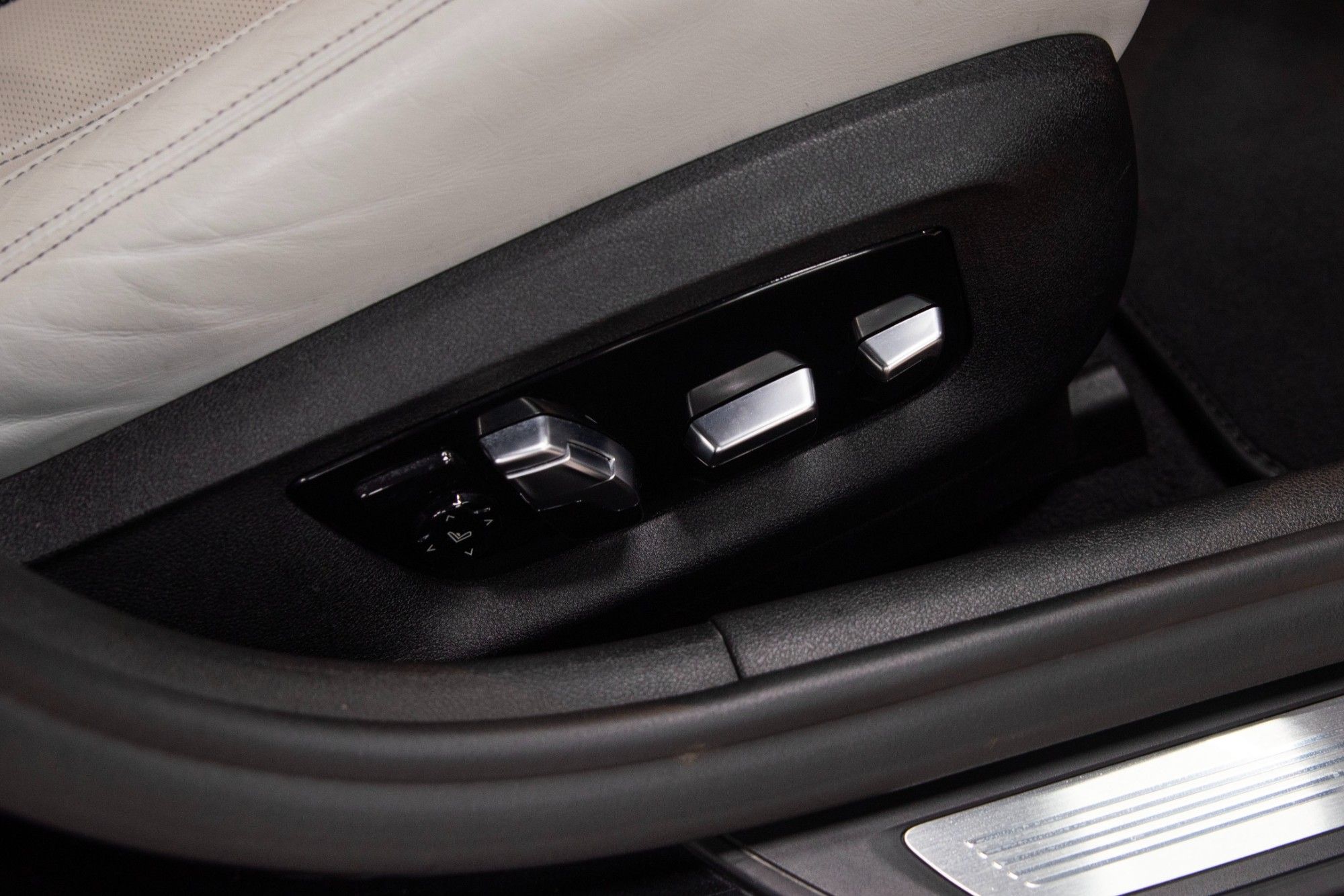 USED 2019 19 BMW M5 4.4i V8 Competition xDrive 