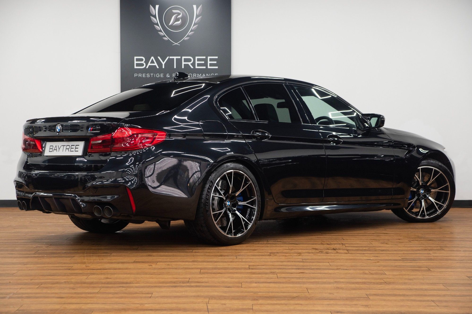 USED 2019 19 BMW M5 4.4i V8 Competition xDrive 