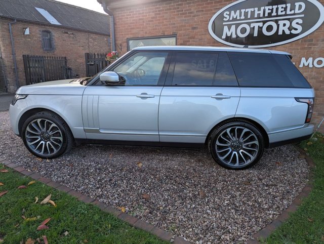 View our LAND ROVER RANGE ROVER