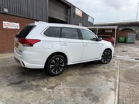 USED 2018 67 MITSUBISHI OUTLANDER 2.0h 12kWh Juro SUV 5dr Petrol Plug-in Hybrid CVT 4WD Euro 6 (s/s) (200 ps) New 12-Month MOT