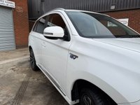 USED 2018 67 MITSUBISHI OUTLANDER 2.0h 12kWh Juro SUV 5dr Petrol Plug-in Hybrid CVT 4WD Euro 6 (s/s) (200 ps) New 12-Month MOT