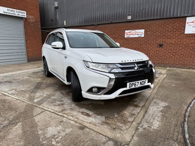 2018 67 Mitsubishi Outlander 2.0h 12kWh Juro SUV 5dr Petrol Plug-in Hybrid CVT 4WD Euro 6 (s/s) (200 ps)
