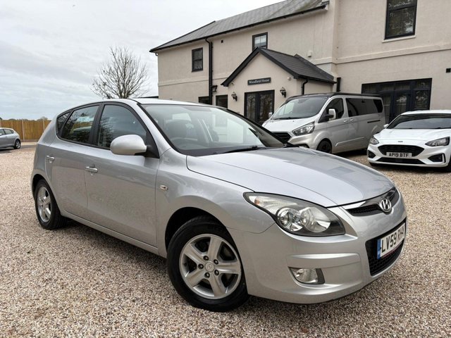 2009 59 Hyundai I30 1.4 Comfort Hatchback 5dr Petrol Manual Euro 4 (108 bhp)