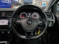 USED 2014 64 VOLKSWAGEN GOLF 2.0 TDI BlueMotion Tech GT Hatchback 5dr Diesel Manual Euro 5 (s/s) (150 ps) Front And Rear Parking Sensors - Satellite Navigation - Cruise Control