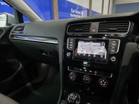 USED 2014 64 VOLKSWAGEN GOLF 2.0 TDI BlueMotion Tech GT Hatchback 5dr Diesel Manual Euro 5 (s/s) (150 ps) Front And Rear Parking Sensors - Satellite Navigation - Cruise Control