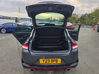 USED 2020 Y HYUNDAI I30 Grey 2.0 T-GDi N Performance Fastback, 39,900 miles, Euro 6 ULEZ, 6-Speed, A/C, Part Leather, Heated Seats, Sat Nav, Rear Camera, FSH, great spec. This 2020 Hyundai i30 T-GDi N Performance boasts a full service history at 6k, 16k, 26k, 33k, 38k, and with its last service completed on 2025-09-26 at 39,515 miles, offering peace of mind alongside its remaining 3 months warranty. This Euro 6 compliant model features a powerful 2.0L petrol engine and comes equipped with advanced LED headlamps, automatic headlights with a dusk sensor, and dual zone climate control for your comfort. Connectivity is seamless with Android Auto integration, and park