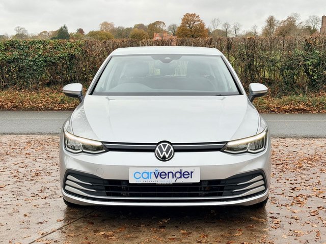 2022 Volkswagen Golf 1.5L Life 5dr - Photo 9