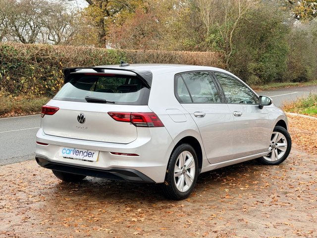 2022 Volkswagen Golf 1.5L Life 5dr - Photo 5