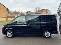 USED 2022 72 VOLKSWAGEN TRANSPORTER T6.1 2.0 TDI 110PS EU6 HIGHLINE KOMBI 5 SEAT CREW VAN  FSH * DAB * APPLE CAR PLAY * FRONT & REAR PARK AID * ADAPTIVE CRUISE CONTROL