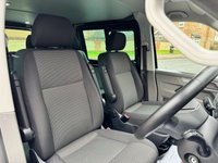 USED 2022 72 VOLKSWAGEN TRANSPORTER T6.1 2.0 TDI 110PS EU6 HIGHLINE KOMBI 5 SEAT CREW VAN  FSH * DAB * APPLE CAR PLAY * FRONT & REAR PARK AID * ADAPTIVE CRUISE CONTROL