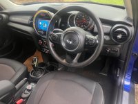 USED 2020 20 MINI HATCH 1.5 Cooper Classic Hatchback 5dr Petrol Steptronic Euro 6 (s/s) (136 ps) *Comfort Package & 16's*