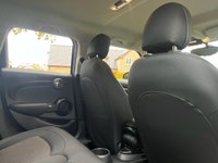USED 2020 20 MINI HATCH 1.5 Cooper Classic Hatchback 5dr Petrol Steptronic Euro 6 (s/s) (136 ps) *Comfort Package & 16's*