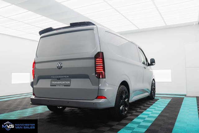 2026 Volkswagen Transporter - Photo 4