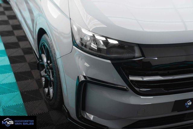 2026 Volkswagen Transporter - Photo 2