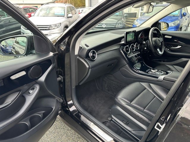 2018 MERCEDES-BENZ GLC 2.1 GLC220d Urban Edition SUV 5dr Diesel G-Tronic+ 4MATIC Euro 6 (s/s) (170 ps) - Photo 12