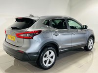 USED 2017 17 NISSAN QASHQAI 1.5 dCi Acenta SUV 5dr Diesel Manual Euro 6 (s/s) (110 ps) Blade Silver | Glass Roof | Sat Nav | Reversing Camera | Cruise Control | Bluetooth | Multifunction Steering Wheel