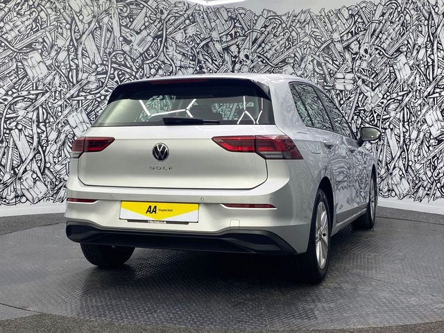 2022 Volkswagen Golf 1L Life 5dr - Photo 11