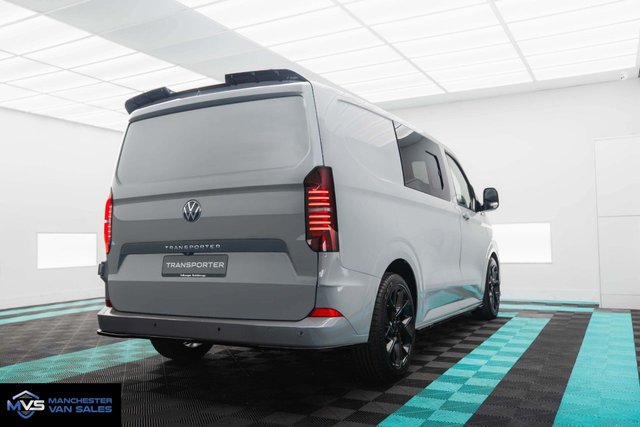 2026 Volkswagen Transporter - Photo 3