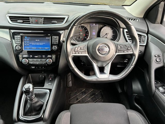 2018 NISSAN QASHQAI 1.2 DIG-T N-Connecta SUV 5dr Petrol Manual Euro 6 (s/s) (115 ps) - Photo 11