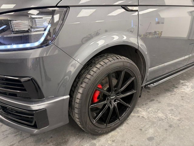 2019 Volkswagen Transporter 2L Highline 5dr - Photo 12