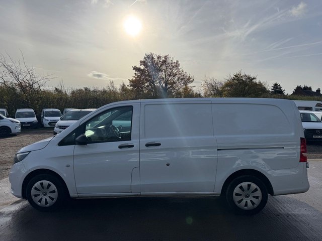 2021 Mercedes-Benz VITO - Photo 8