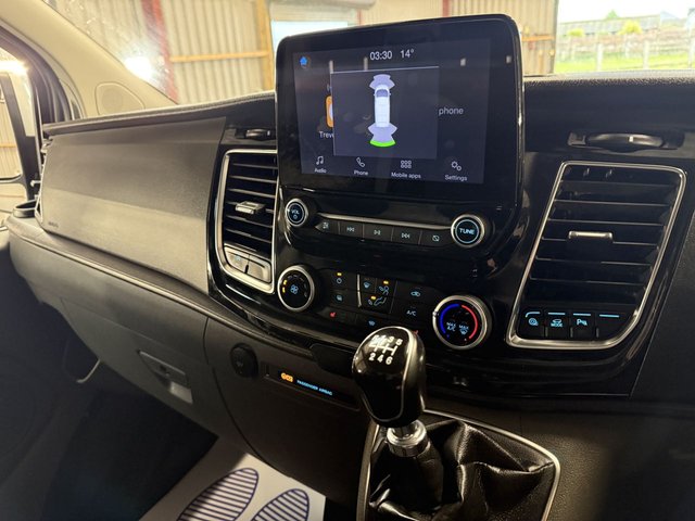 2021 Ford Transit Custom 2L Limited 5dr - Photo 11