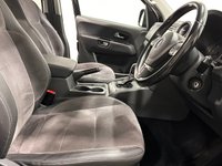 USED 2014 64 VOLKSWAGEN AMAROK 2.0 BiTDI BlueMotion Tech Dark Label Pickup Double Cab 4dr Diesel Auto 4Motion Euro 5 (s/s) (180 ps) Rare Limited Edition Blue Motion Dark Label Double Cab