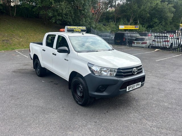 2019 TOYOTA HI-LUX 2019 2.4 D-4D Active Pickup Double Cab 4dr Diesel Manual 4WD Euro 6 (3.5t) (150 ps) - Photo 3