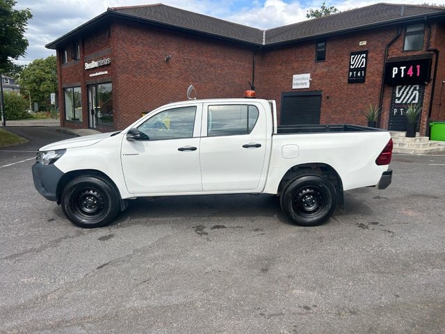 2019 TOYOTA HI-LUX 2019 2.4 D-4D Active Pickup Double Cab 4dr Diesel Manual 4WD Euro 6 (3.5t) (150 ps) - Photo 7