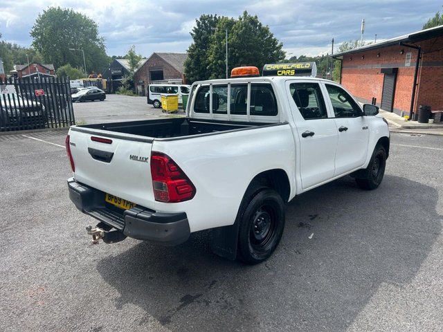 2019 TOYOTA HI-LUX 2019 2.4 D-4D Active Pickup Double Cab 4dr Diesel Manual 4WD Euro 6 (3.5t) (150 ps) - Photo 10