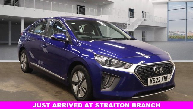 View our Hyundai Ioniq 1.6 h-GDi SE Connect Hatchback 5dr Petrol Hybrid DCT Euro 6 (s/s) (141 ps)