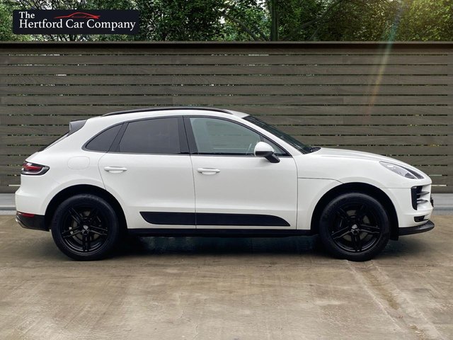 2020 Porsche Macan 2L null 5dr - Photo 9