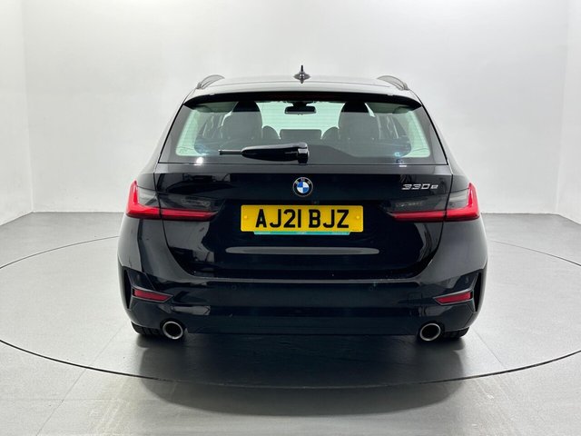 2021 BMW 3 Series - Photo 7