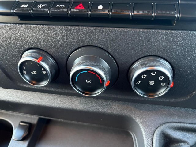 2022 RENAULT MASTER - Photo 6