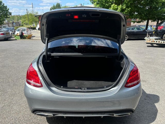 2016 MERCEDES-BENZ C-CLASS 2016 2.1 C220d AMG Line (Premium Plus) Saloon 4dr Diesel 7G-Tronic+ Euro 6 (s/s) (170 ps) - Photo 11